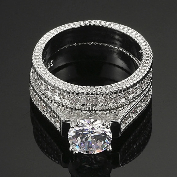 NEW Diamond Simulant‎ Engagement Band Ring Set - Picture 13 of 16